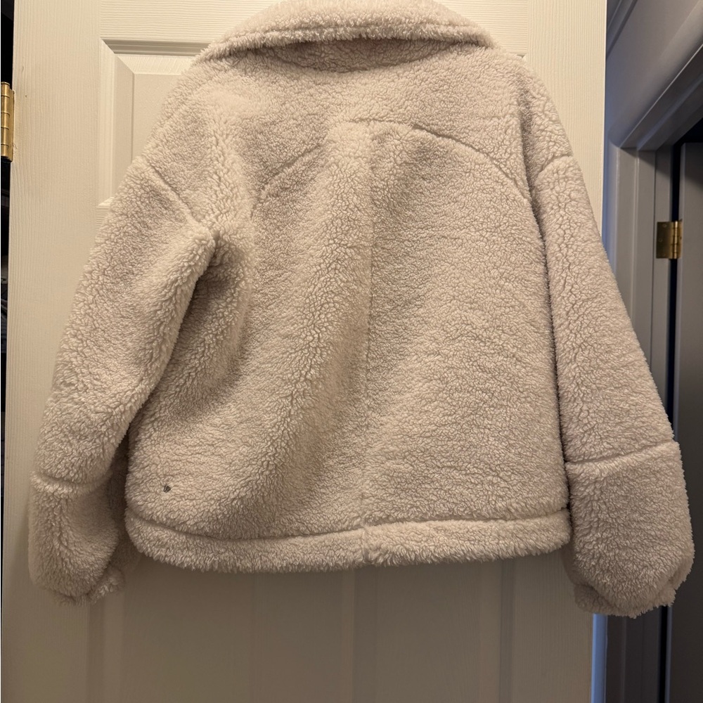 Lululemon Cinchable Fleece Zip Up Jacket - Picture 5 of 6